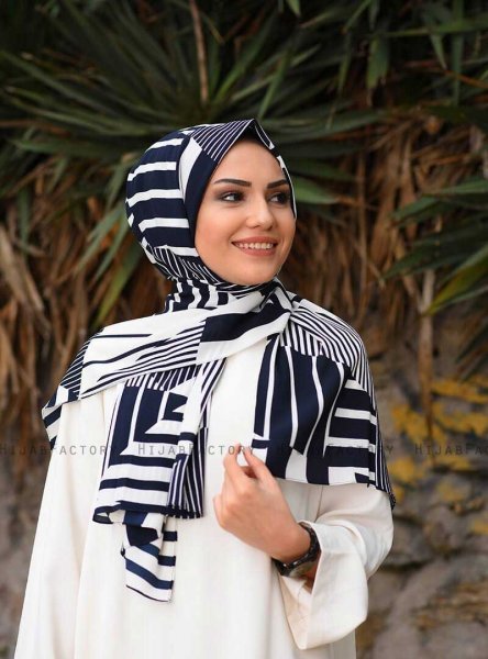 Marwa - Hijab A Motifs Crepe Bleu Marin