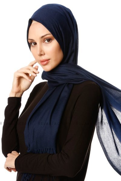 Semahat - Hijab Bleu Marin - Özsoy