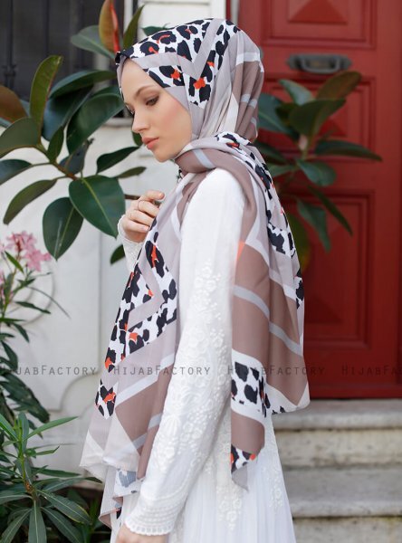 Yumna - Hijab à Motifs Marron Clair